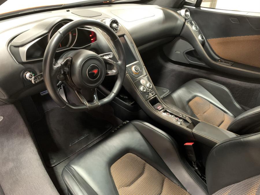 Торпедо McLaren MP4-12C 2012 года  (фото 39 из 48)